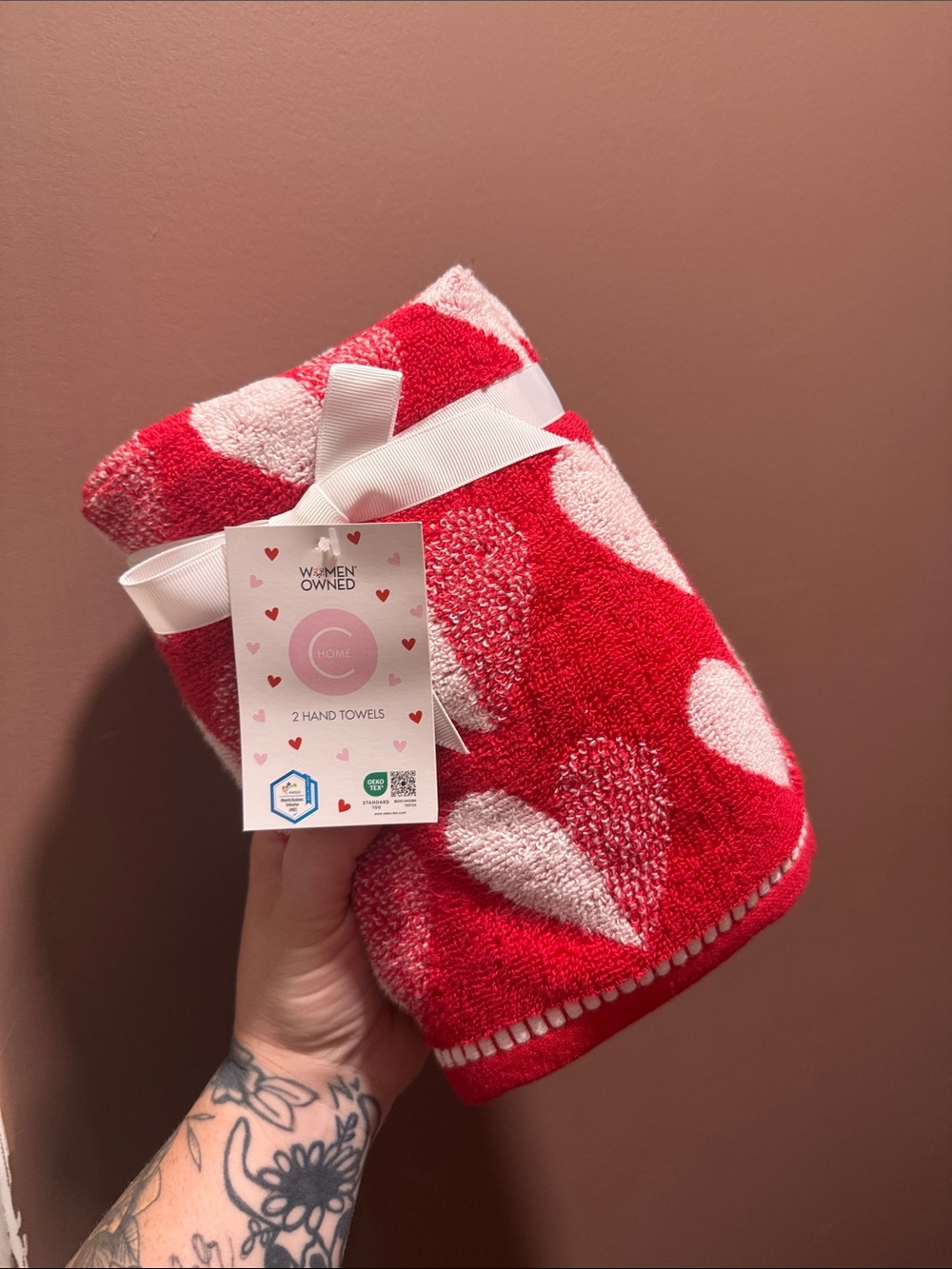 Red and Pink Heart Hand Towels - Set of 2